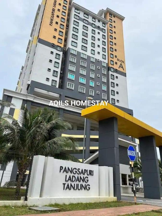 Aqils Homestay Kuala Terengganu Exteriör bild